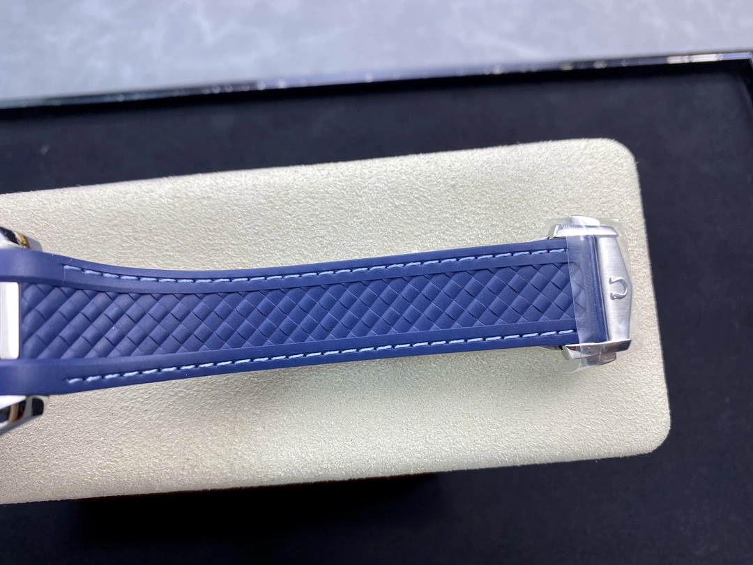 ModernLook CBD Factory Omega Seamaster Aqua Terra Worldtimer 43mm Blue Dial (220.12.43.22.03.001) 1:1 Super Clone – DD8938 Movement 239